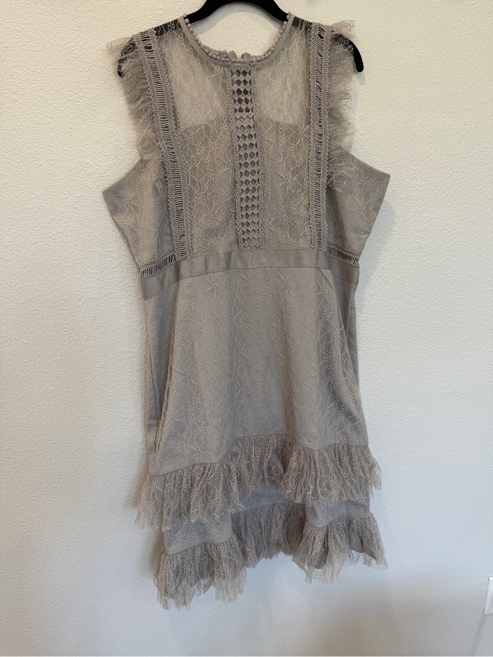 Trish Scully Gray Lace  Dress Ruffle Sleeveless Women's Size 10